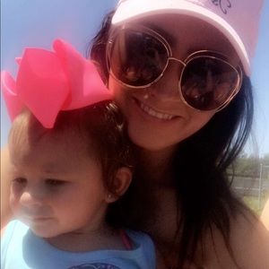 Meet your Posher, Ashton